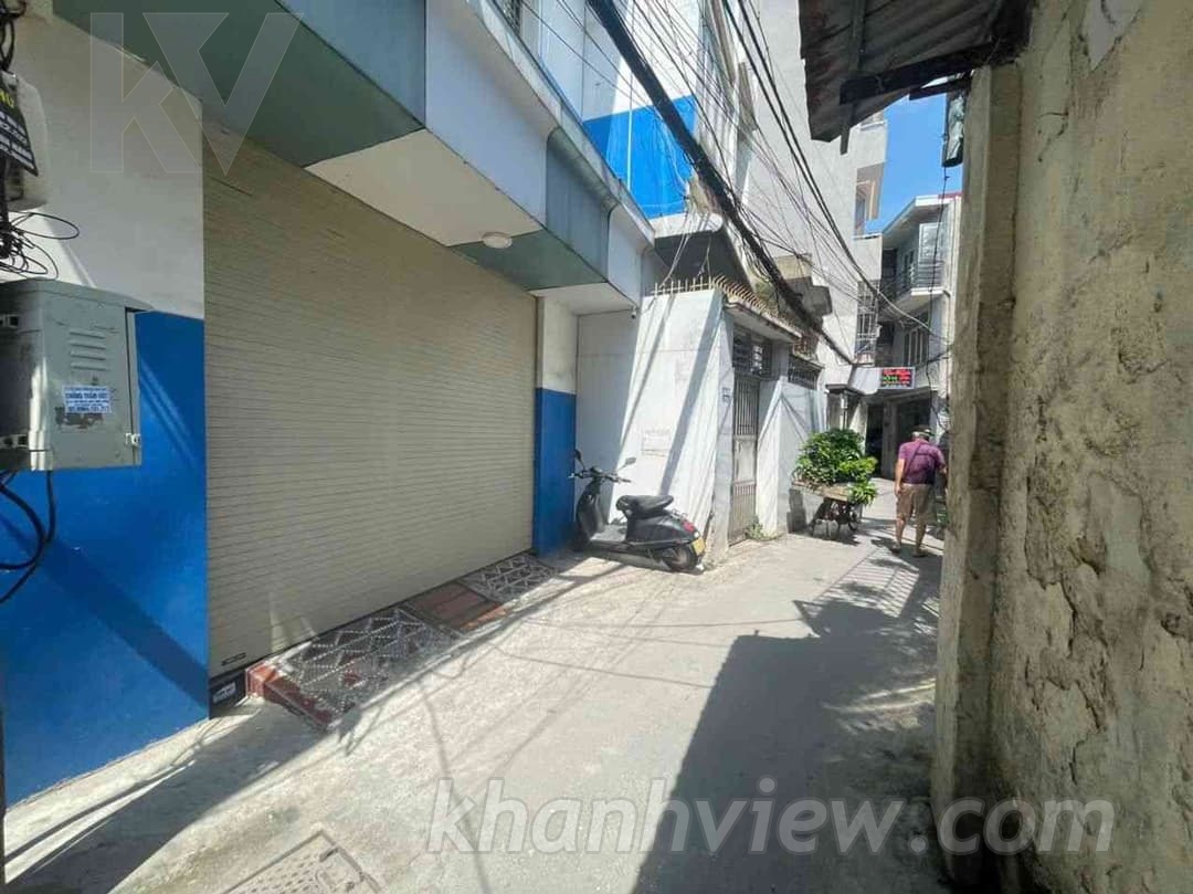 Thi công căn góc Miếu Hai Xã