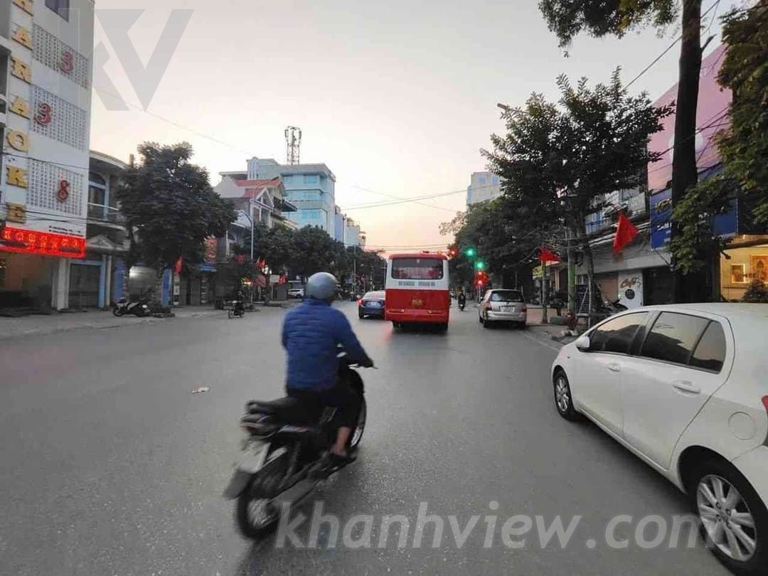 Nhà mặt đường Đà Nẵng Hải Phòng