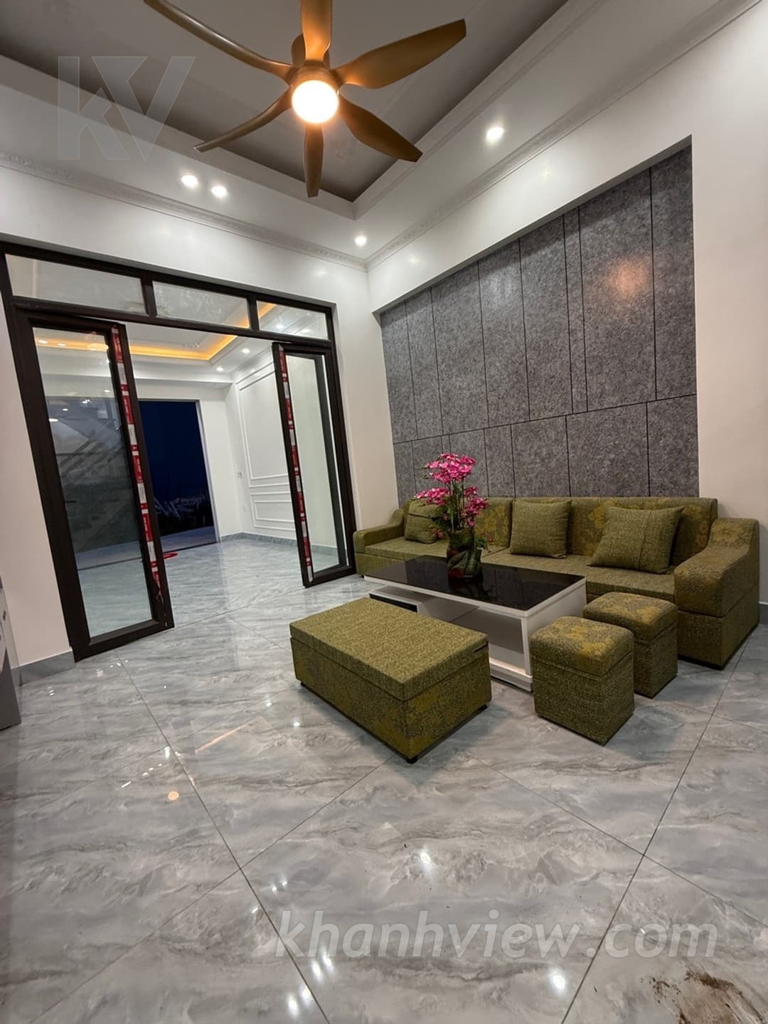 Phòng ngủ Quỳnh Hoàng