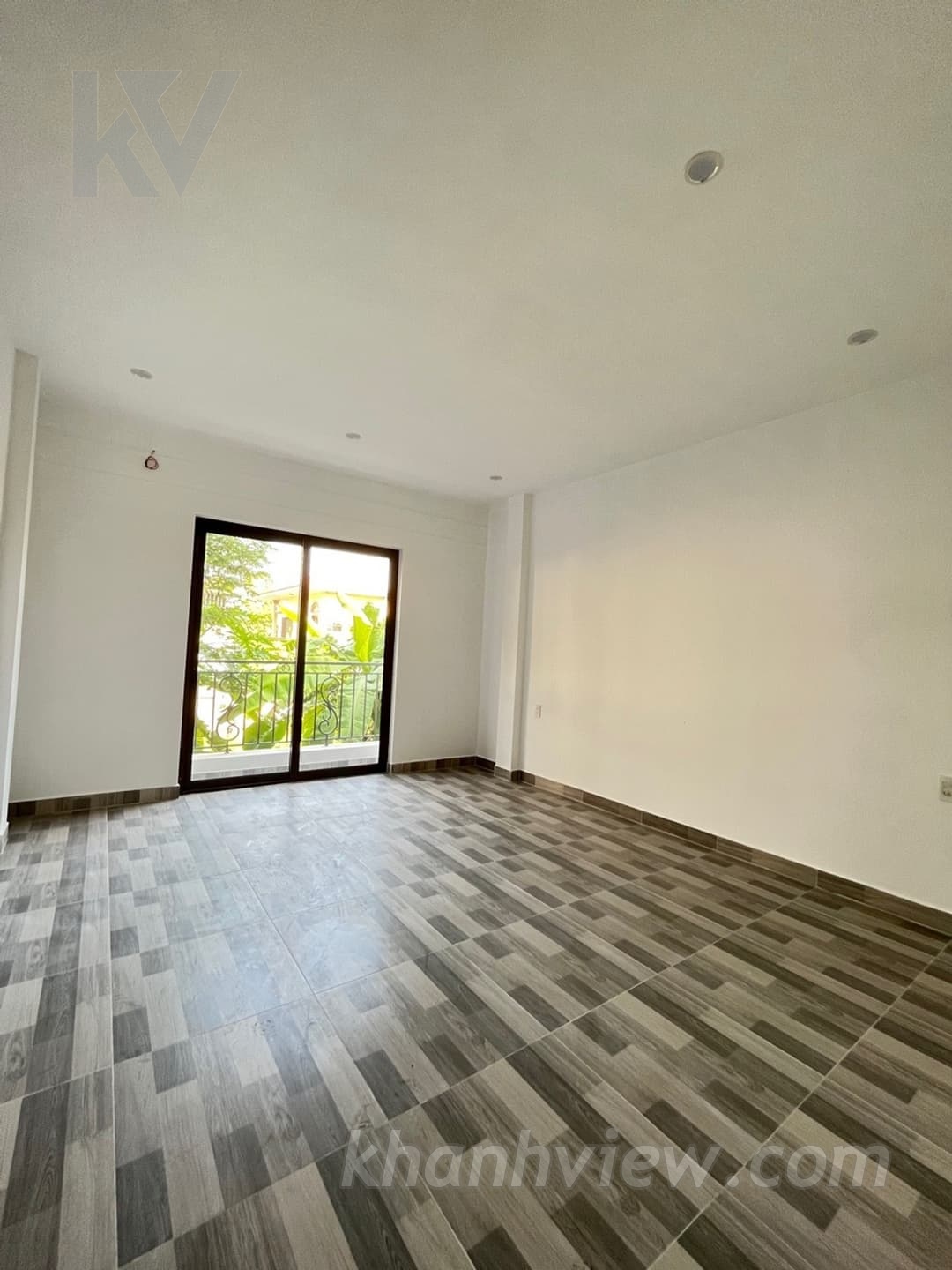Nhà Kinh Thịnh 9