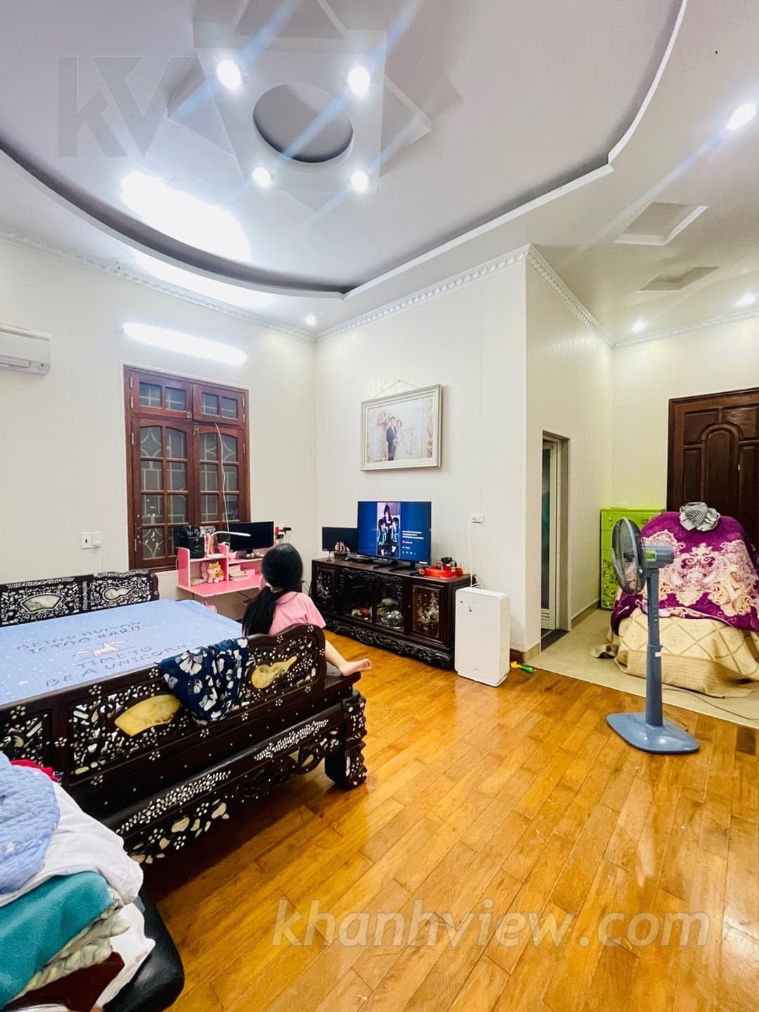 Mặt tiền Đông Khê