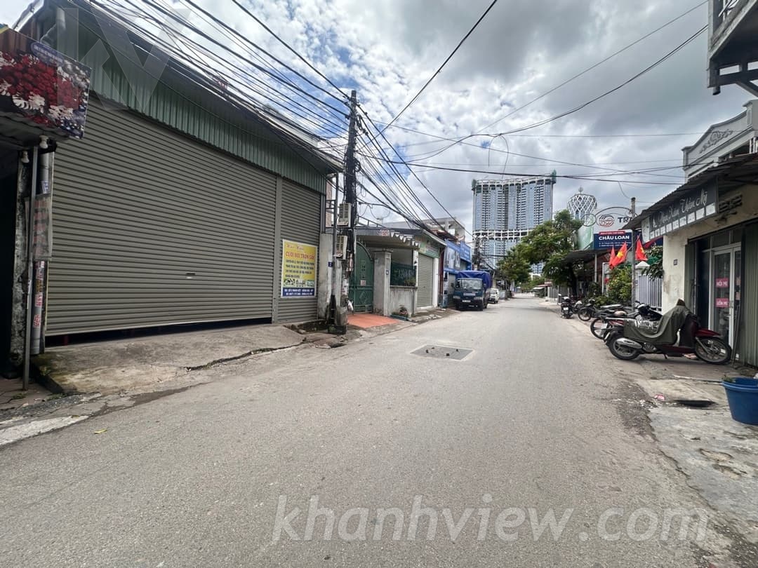 Đất mặt đường Đoàn Kết 6