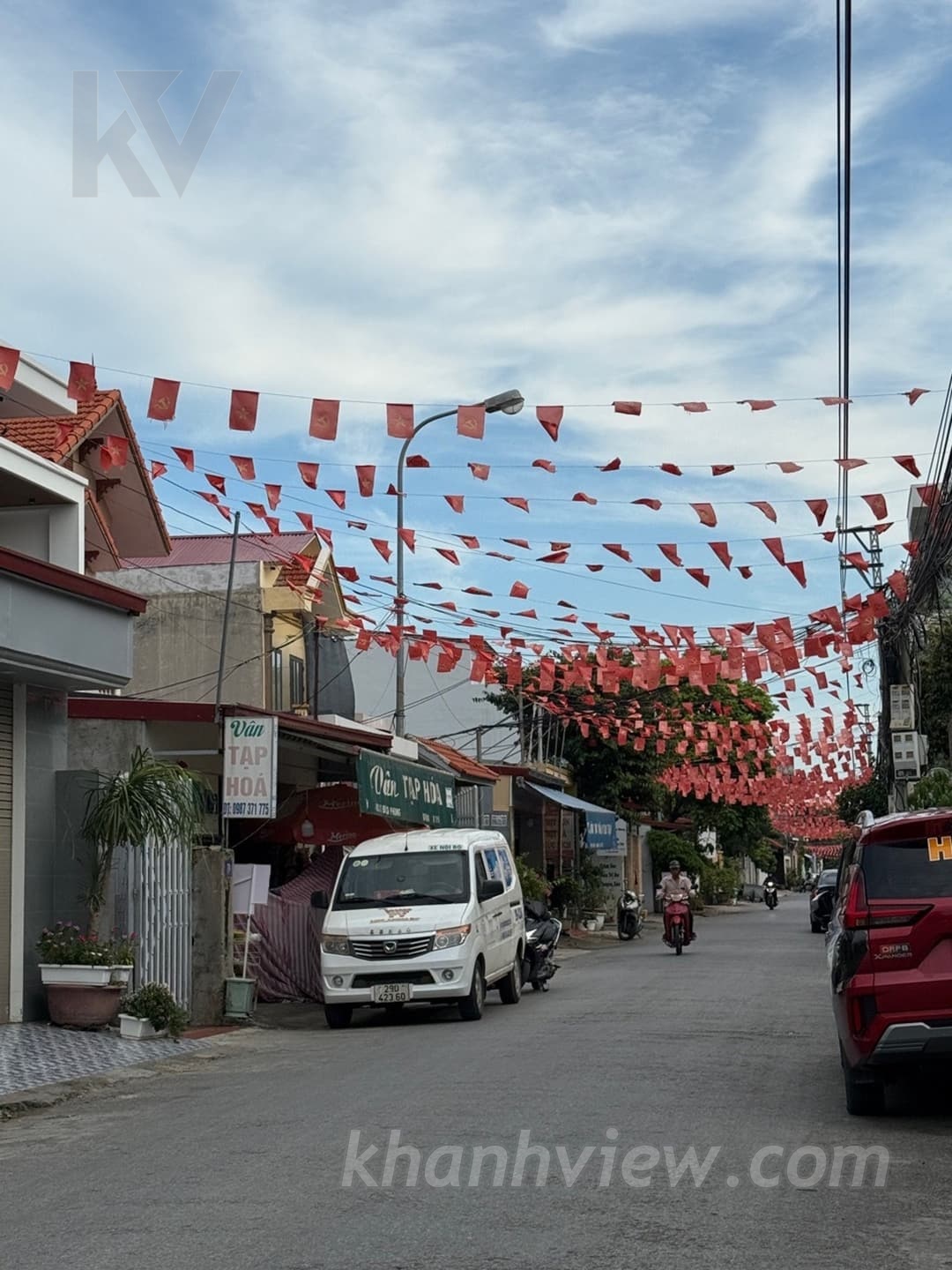 Nhà mặt ngõ Đông Phong