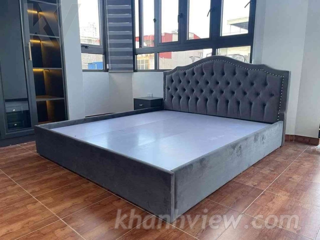 Không gian kinh doanh tầng 1 nhà Lê Lợi