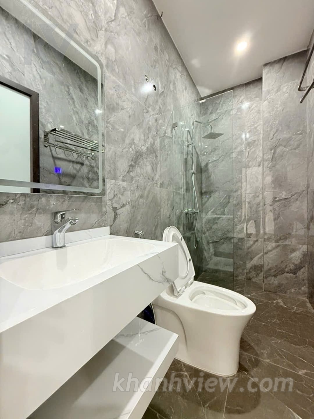 Ảnh nhà Miếu Hai Xã 11