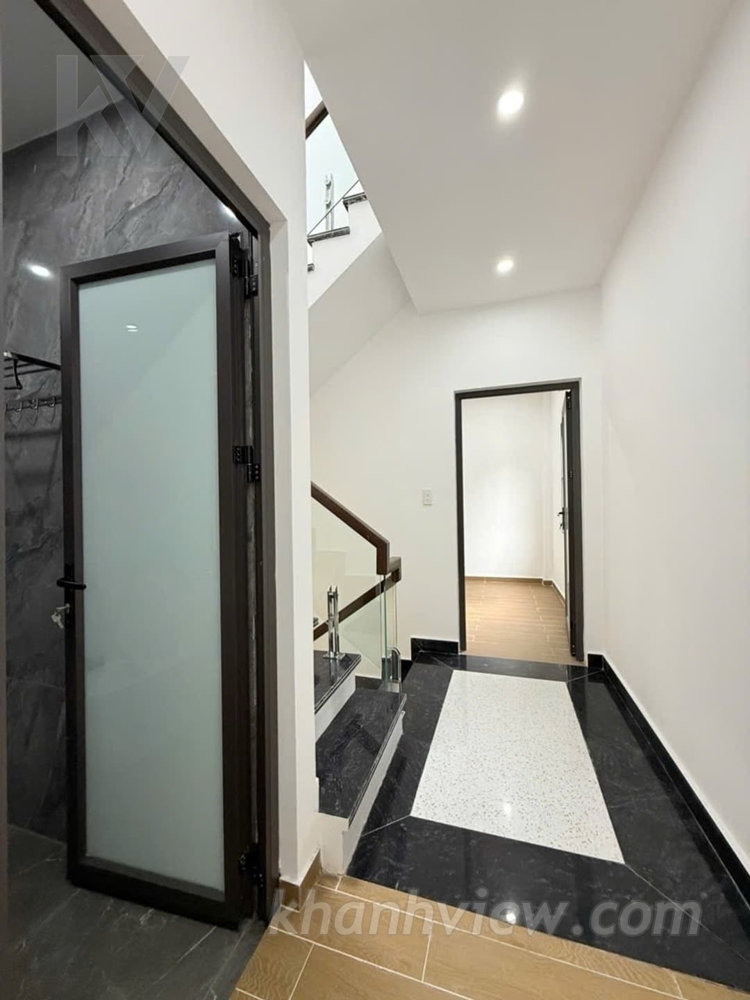Ảnh nhà Miếu Hai Xã 12