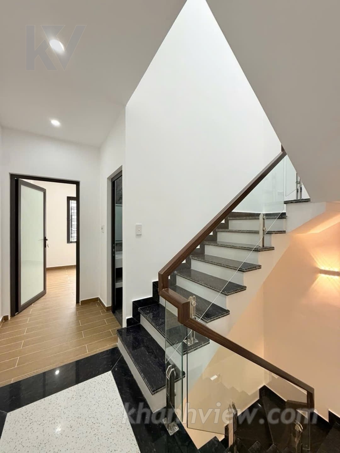 Ảnh nhà Miếu Hai Xã 3