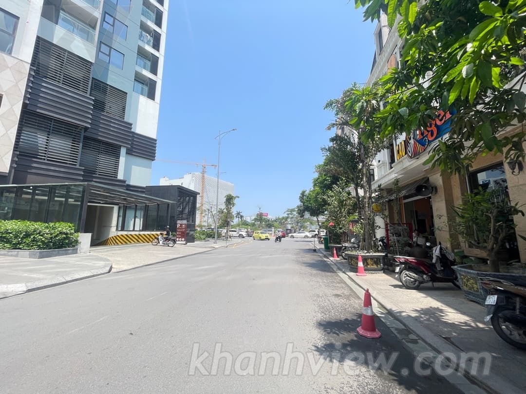 Siêu phẩm lô góc Hoàng Huy Mall