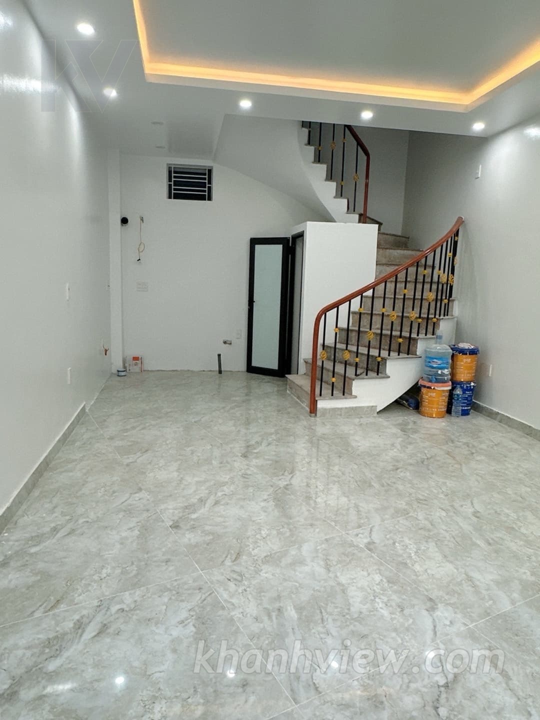 Nhà mặt đường Miếu Hai Xã