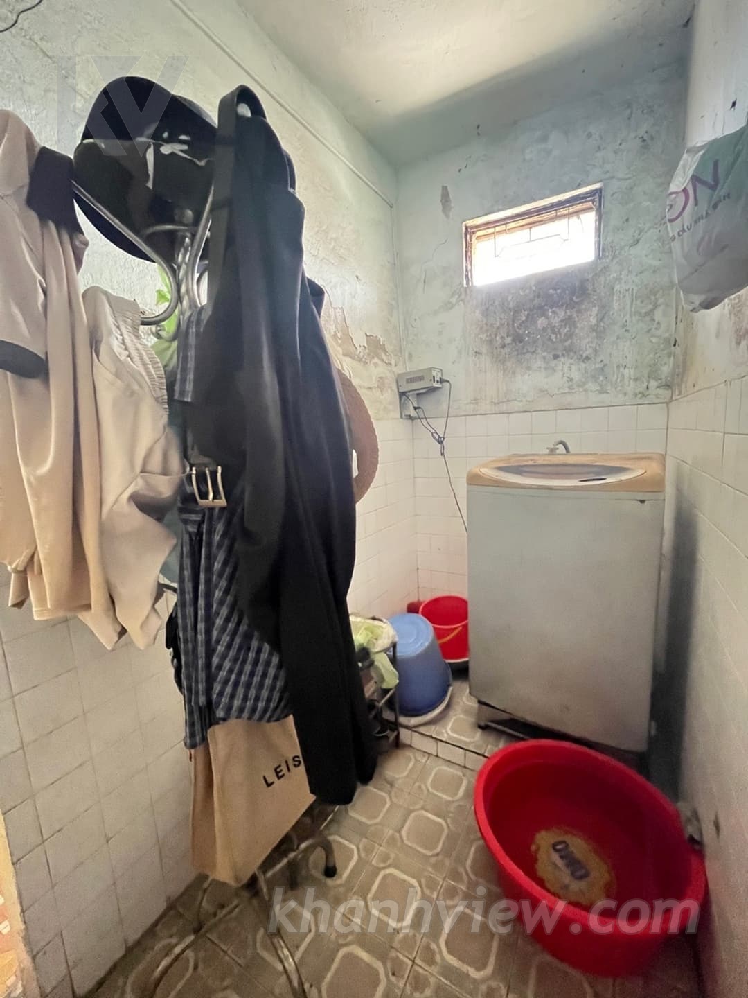 Cửa sổ đón nắng