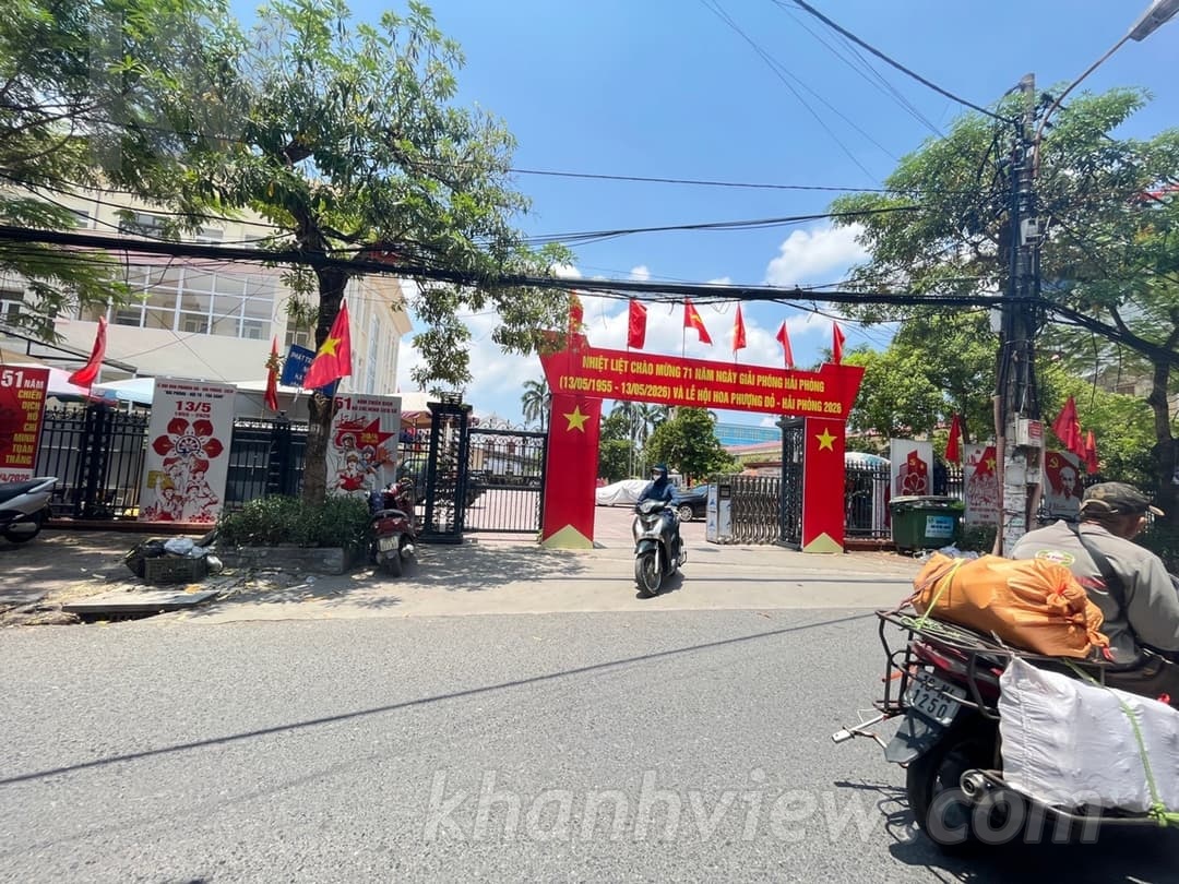 Không gian cửa hàng đang cho thuê