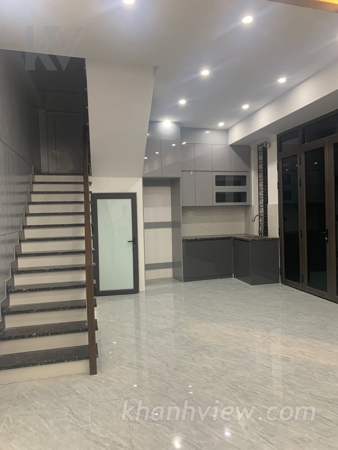 Nhà 4 tầng Kiều Đông ảnh 2