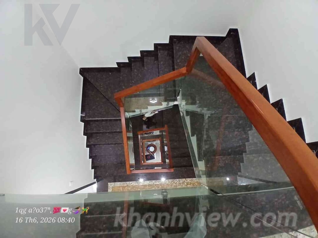 Mặt tiền đường 15m