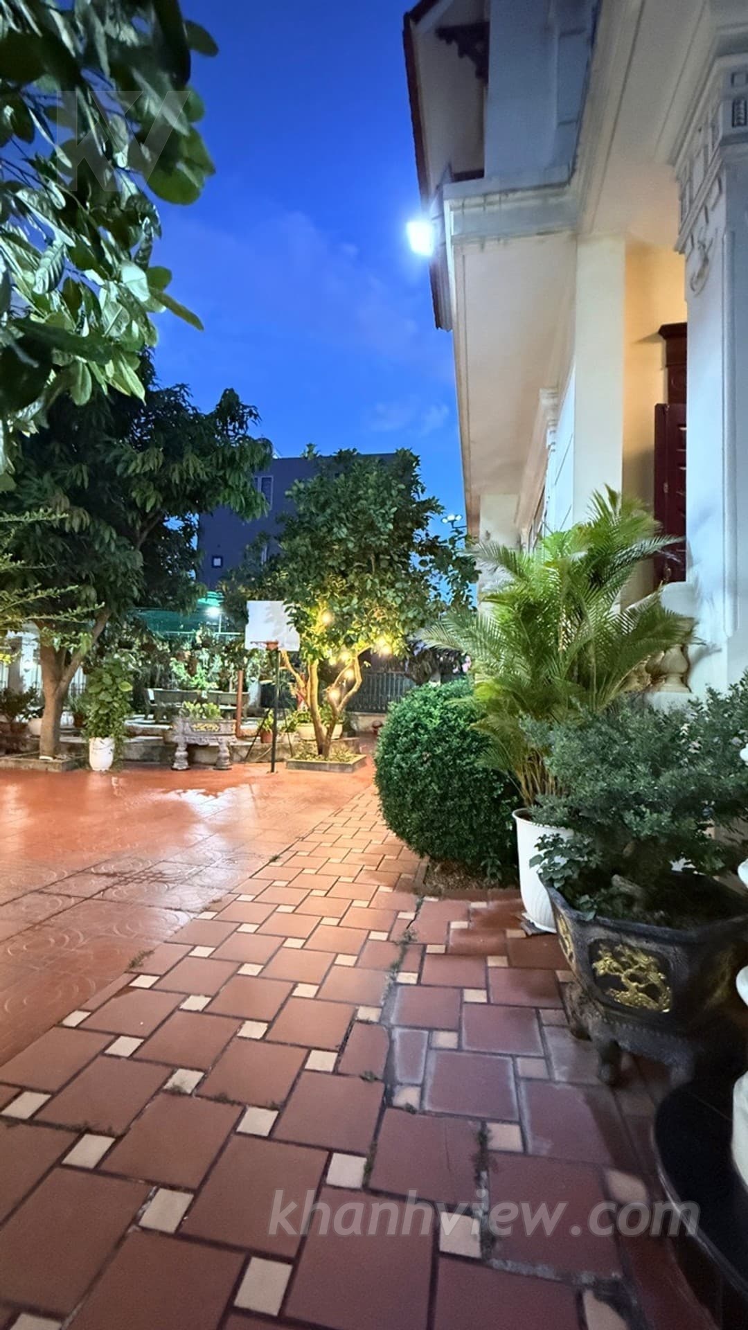 Biệt thự Sao Đỏ