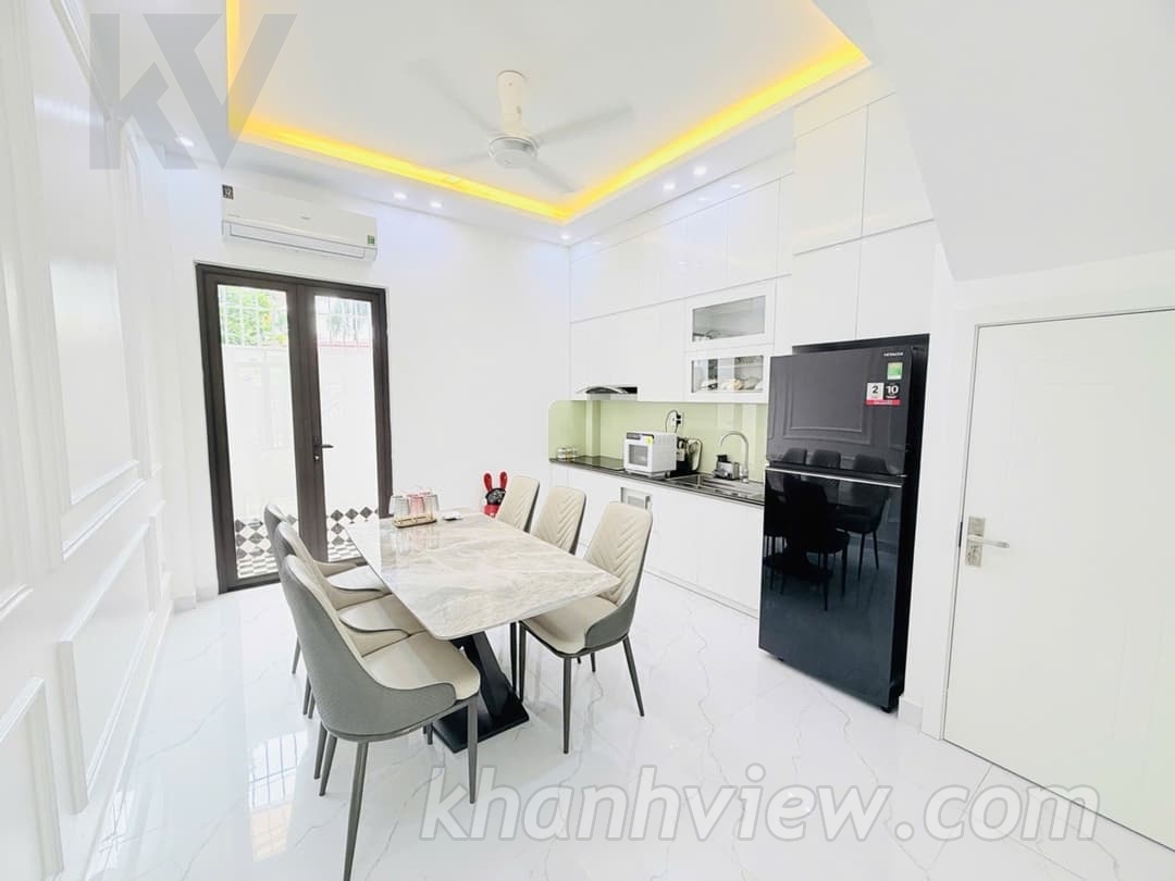 Nhà Hồ Đá Sở Dầu 5