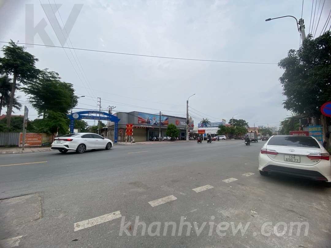 Mặt đường Phan Đăng Lưu 3