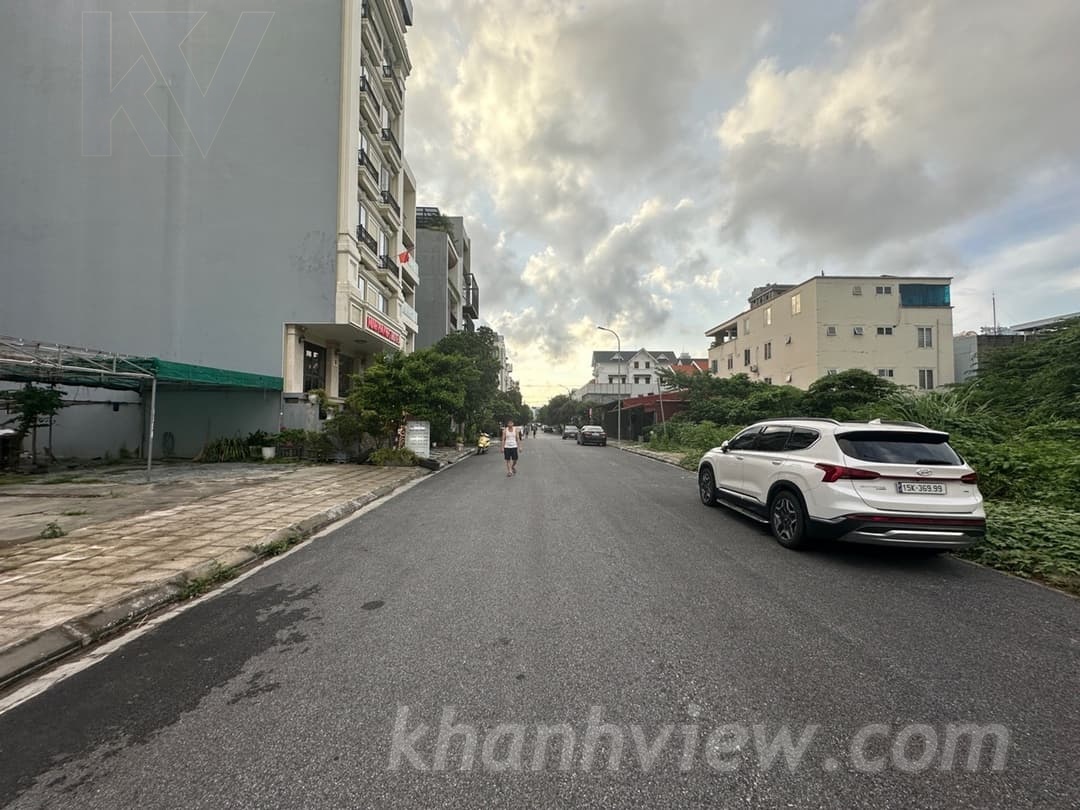 Ảnh thực tế Lê Hồng Phong 5
