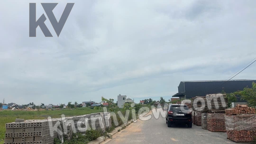 Toàn cảnh lô đất
