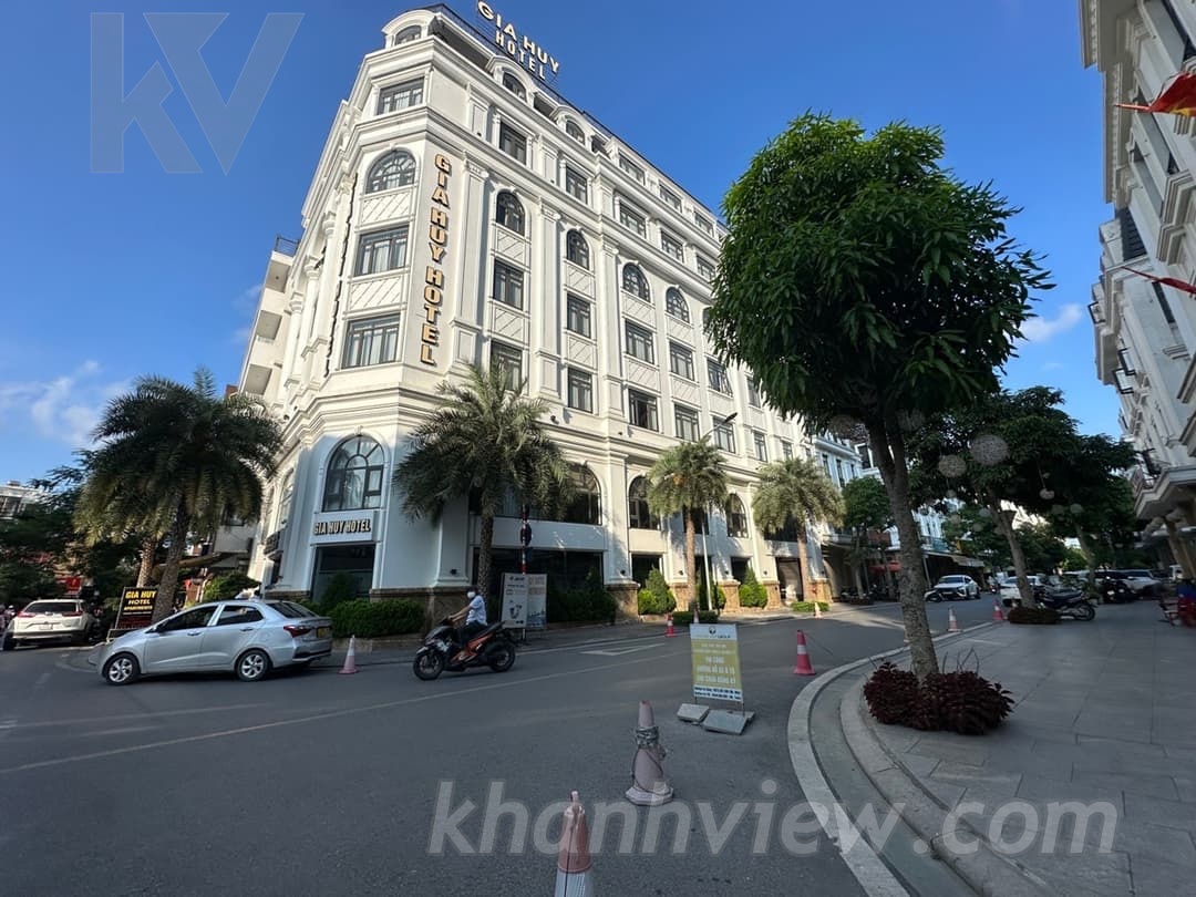 Siêu phẩm Tuyến 3 Trại Lẻ