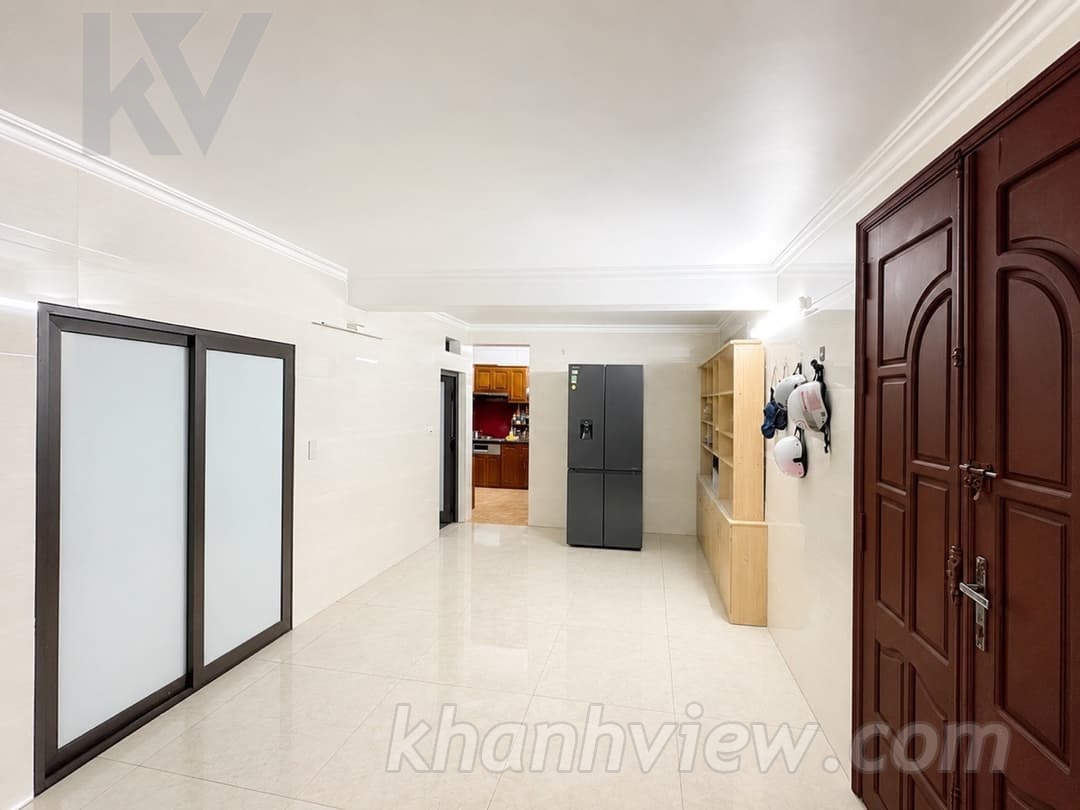 Mặt tiền nhà Hàng Kênh