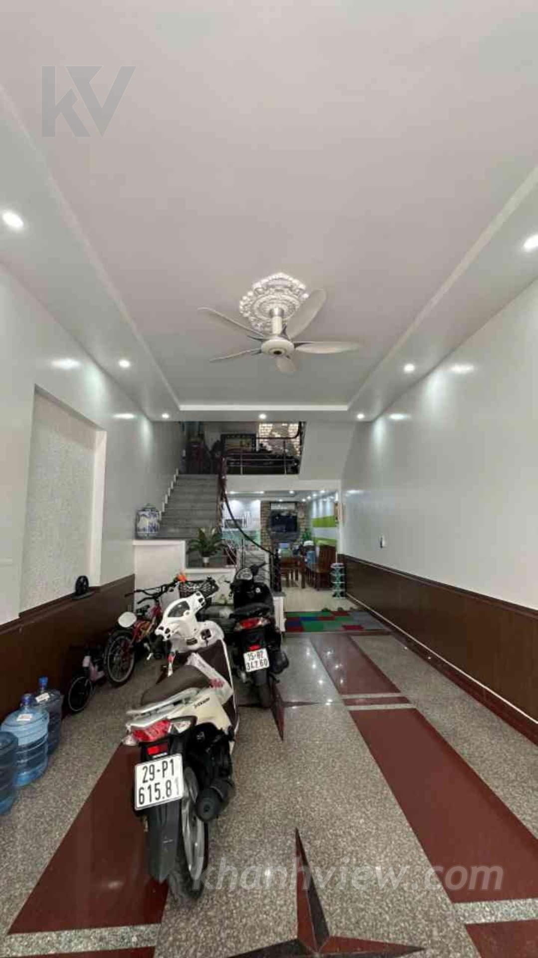 Nhà Phường Lưu Đoàn Chuẩn Lê Hồng Phong