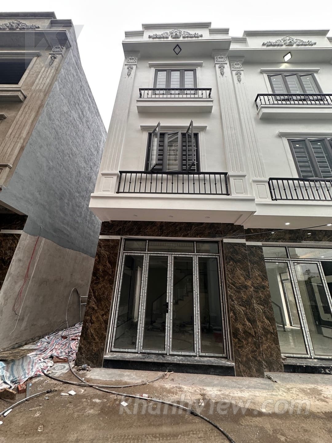 Nhà Phù Lưu Tràng Minh Kiến An