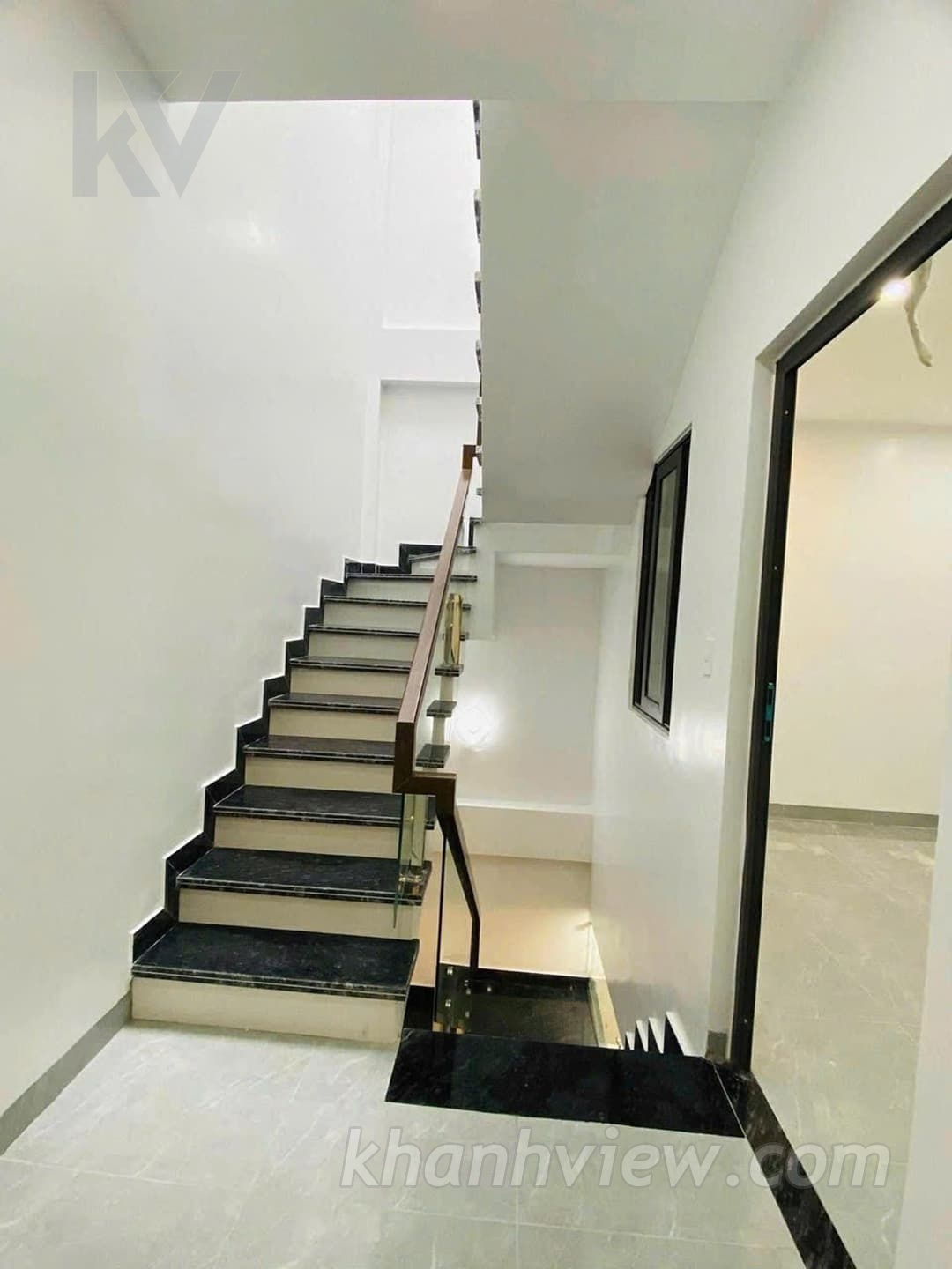 Không gian bếp Nhà Hàng Tổng