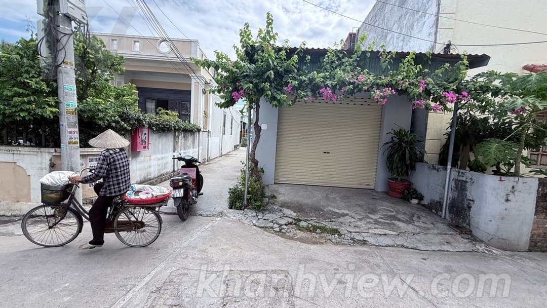 Nhà Đào Yêu Hồng Thái An Dương