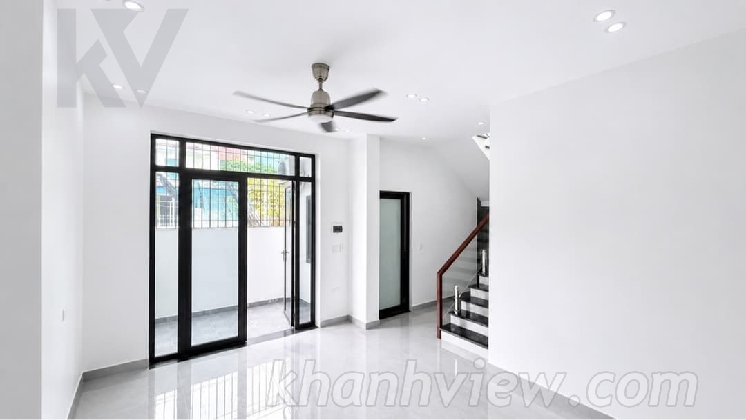 Nhà Đào Yêu 3