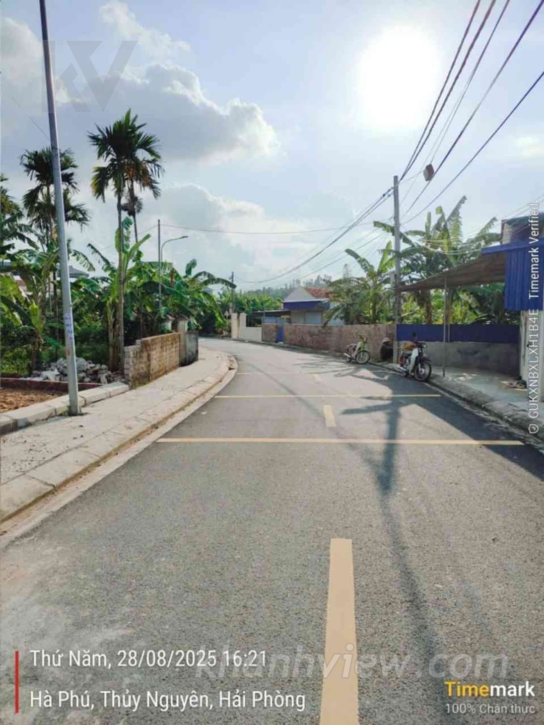 Đường rộng 8m