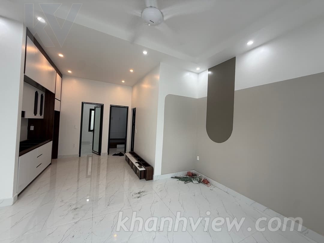 Chi tiết nhà Đông Nham 3