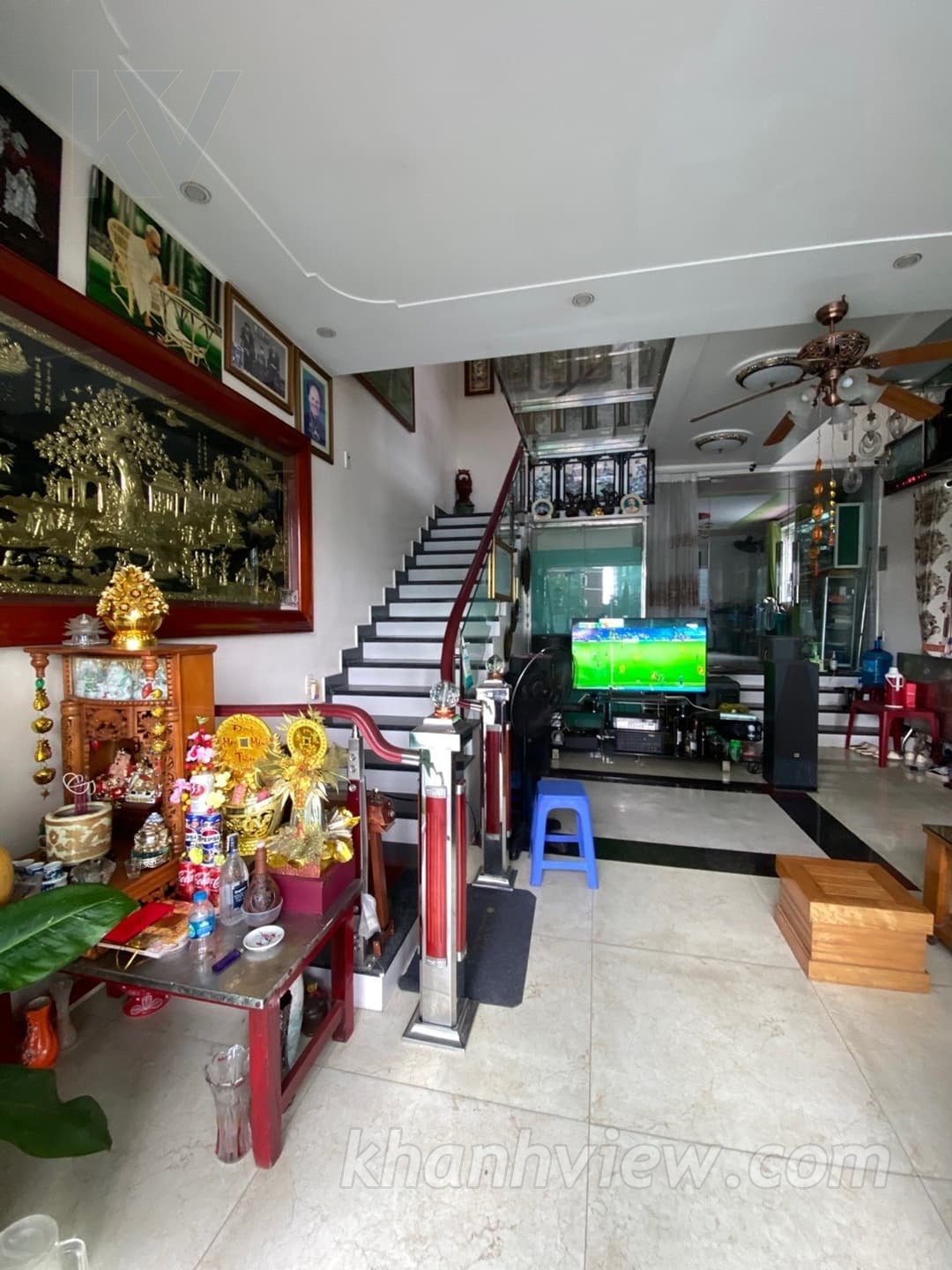 Chi tiết nhà Hồng Bàng