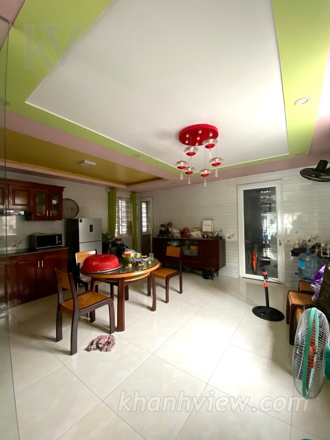 Chi tiết nhà Hồng Bàng