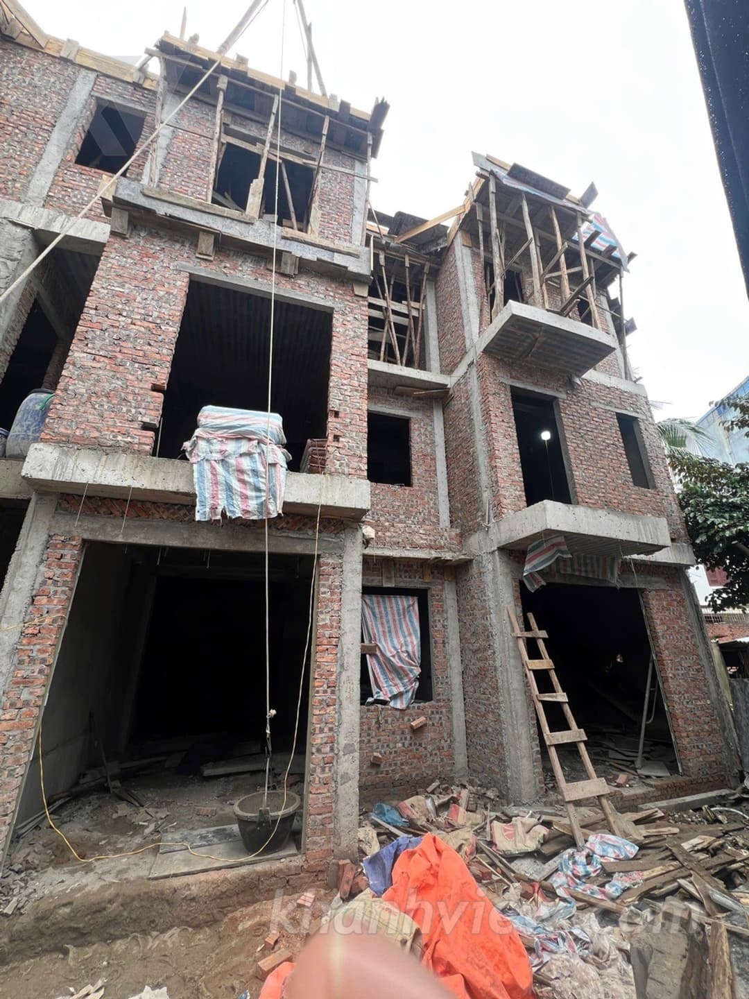 Nhà Trại Chuối Hồng Bàng