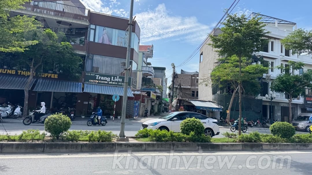 Nhà Hồ Sen Hải Phòng
