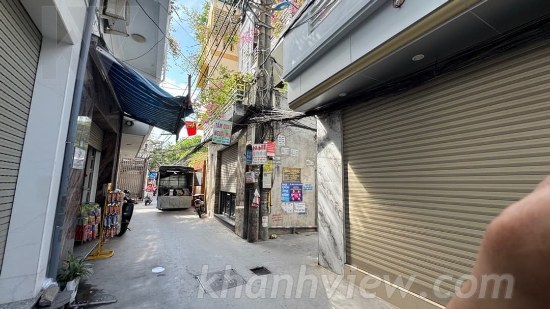 Nội thất nhà Hồ Sen