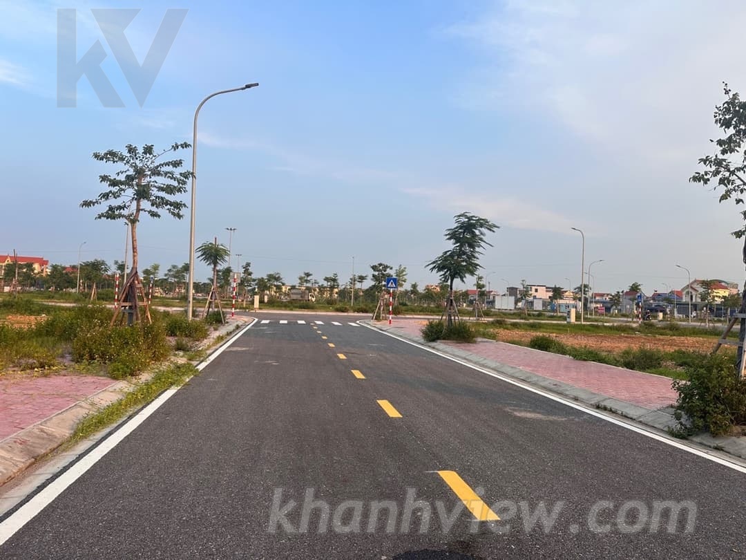Đất Đầu Cầu 6