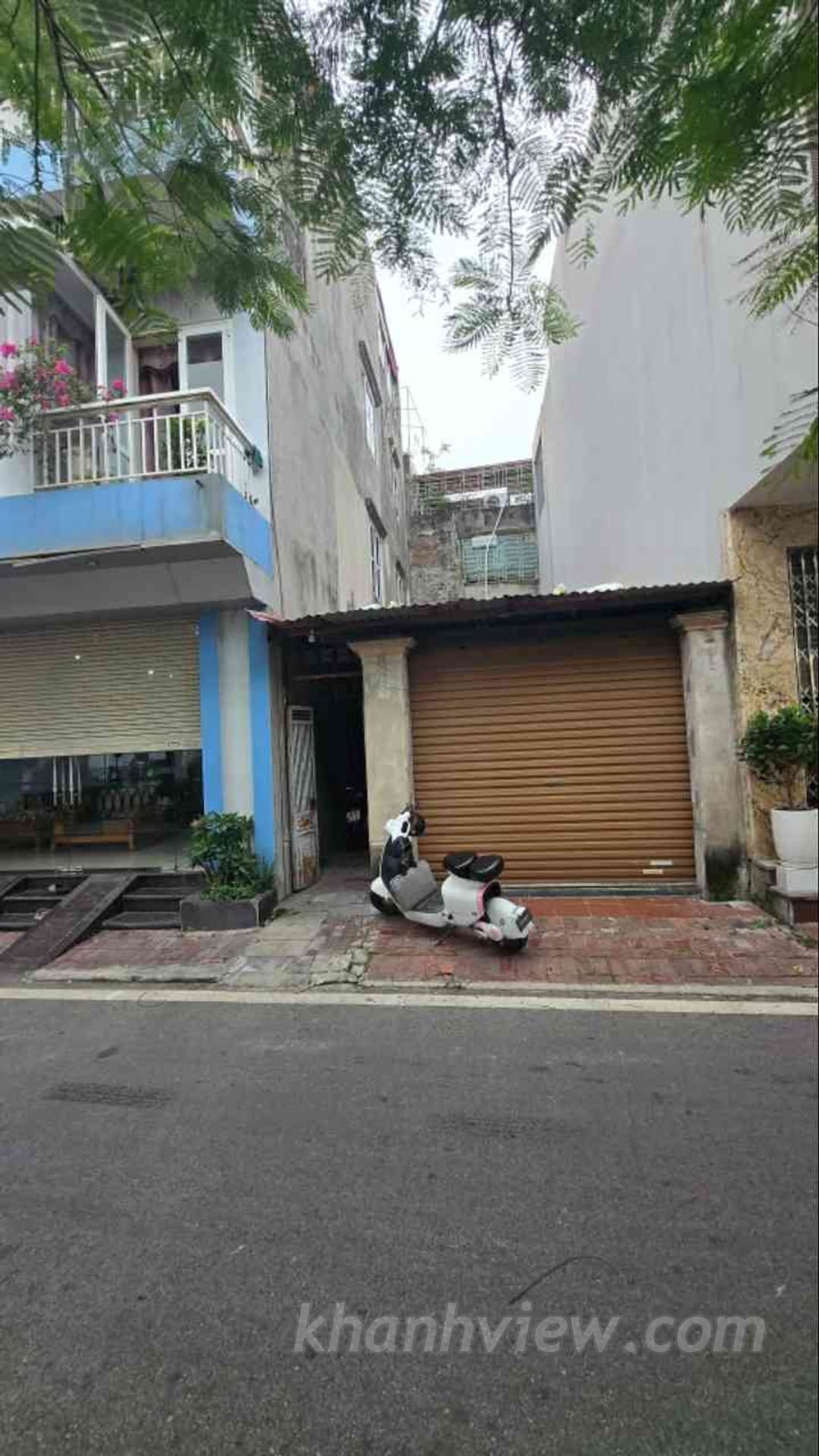 Đất mặt hồ Nguyễn Hồng Quân Hồng Bàng