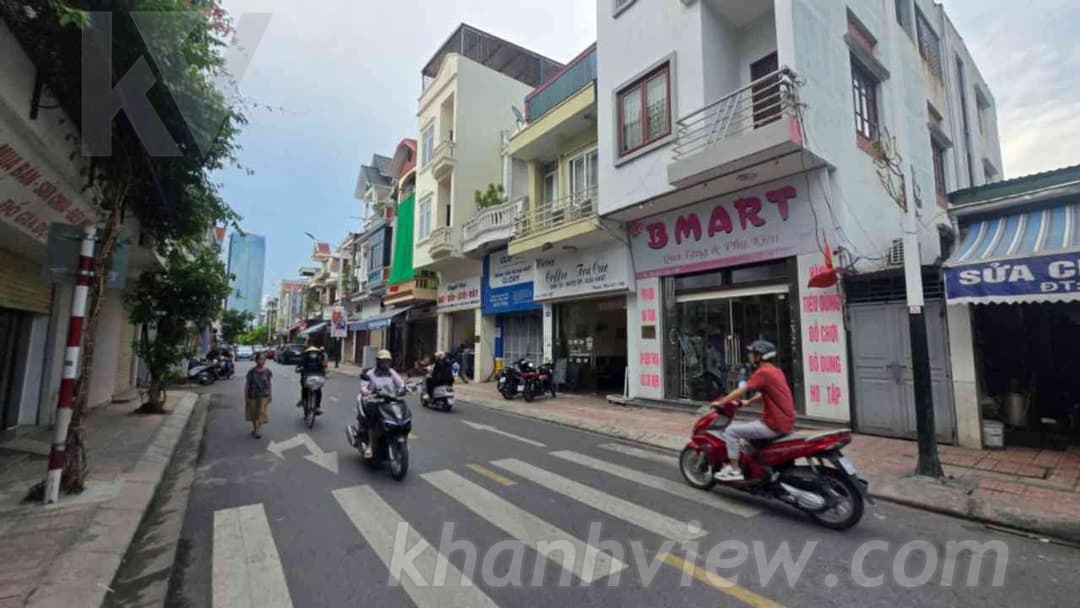 Mặt đường Bãi Sậy ảnh 3