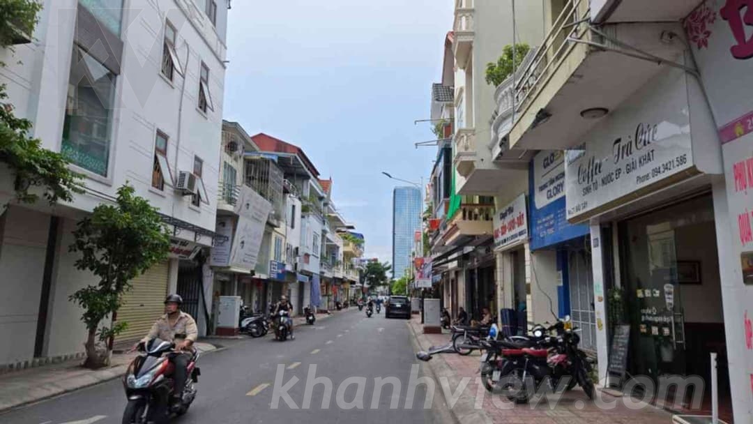Mặt đường Bãi Sậy ảnh 4