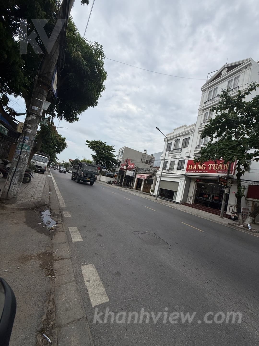 Mặt tiền Trần Tất Văn