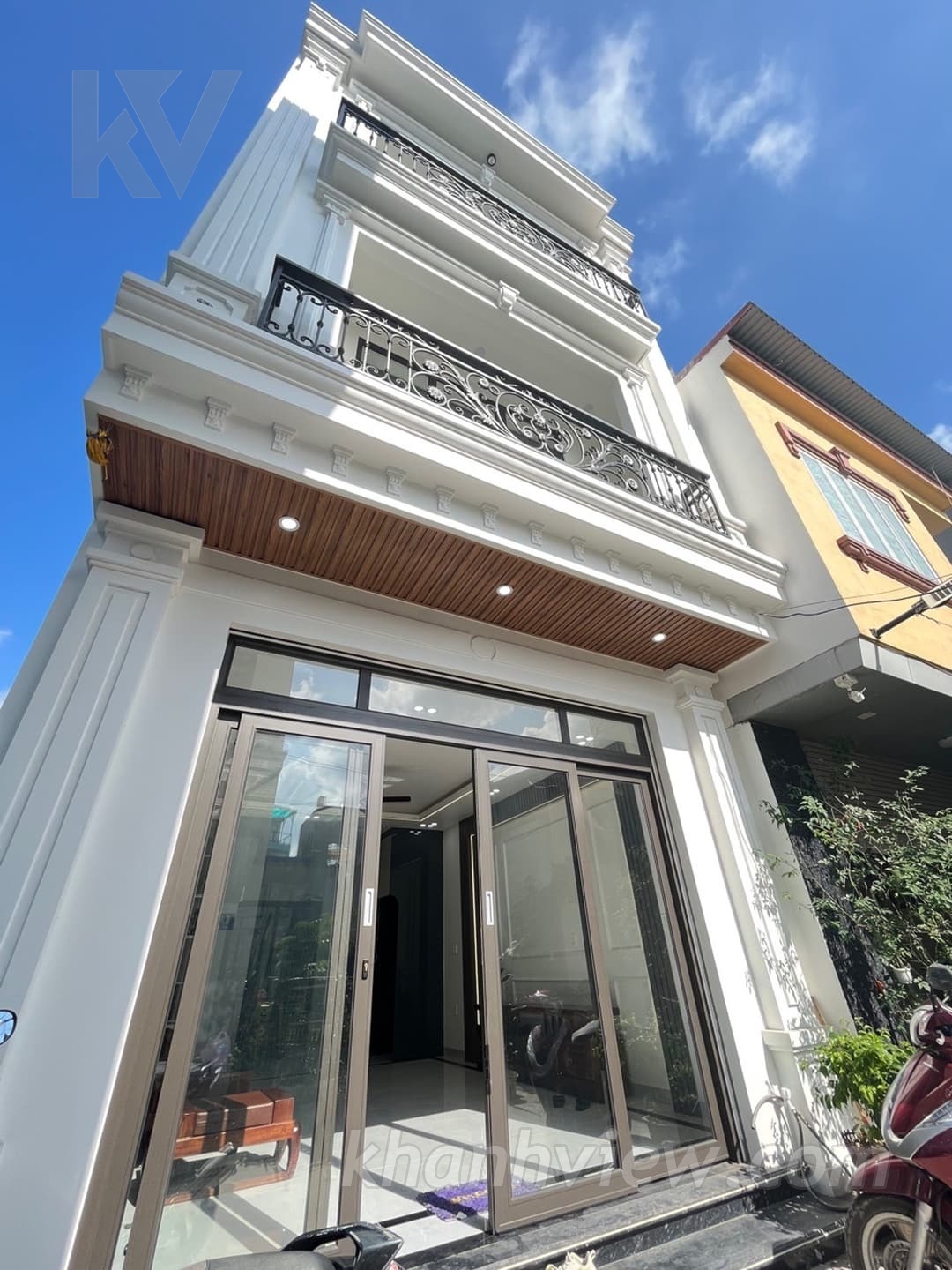 Nhà Cam Lộ Hồng Bàng
