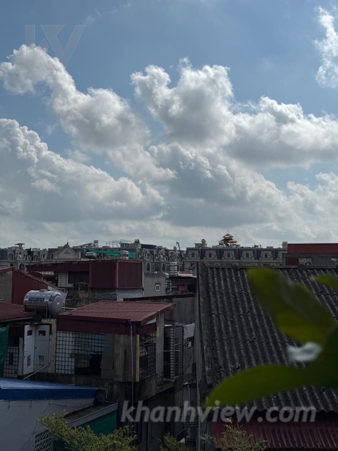 Nhà mặt phố Hạ Lý TKVSC3RA