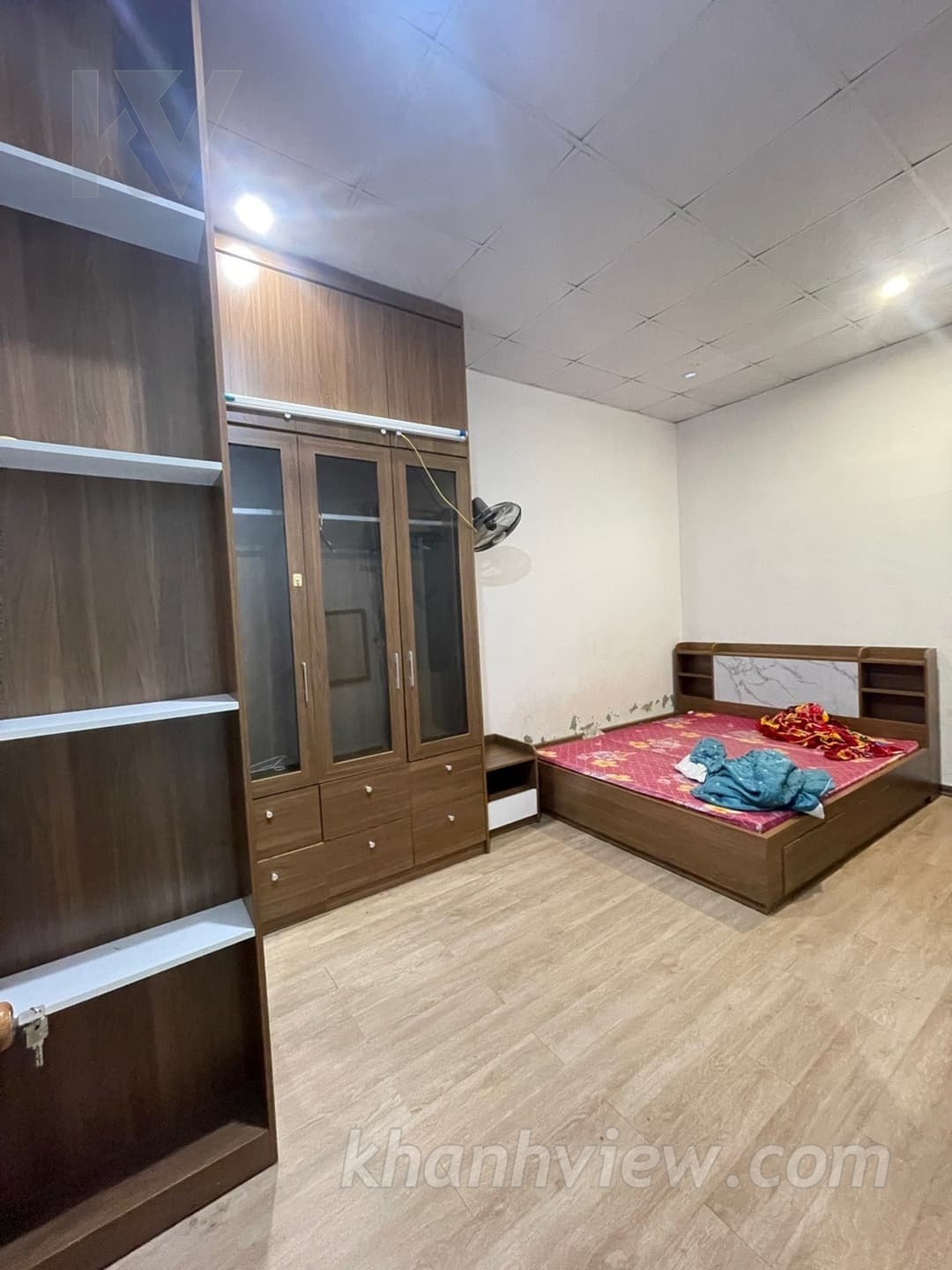 Mặt phố Vũ Hộ 4