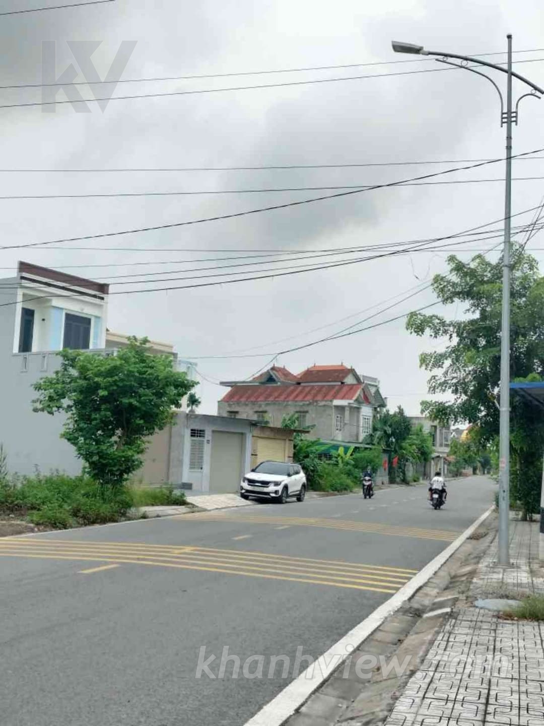 Ảnh thực tế TKXQ04H3 3