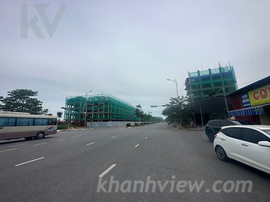 Đất mặt tiền đại lộ Đỗ Mười TKXT9KE4