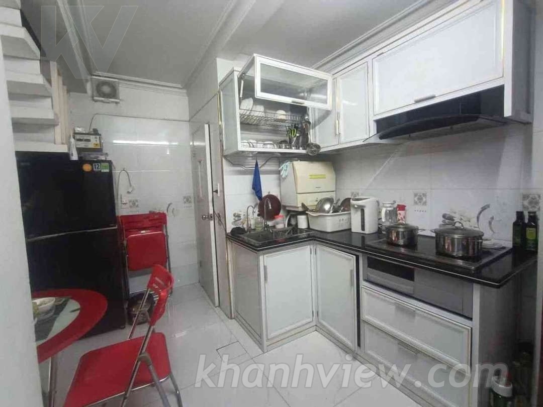 Ảnh 8 Nhà Hoàng Quý