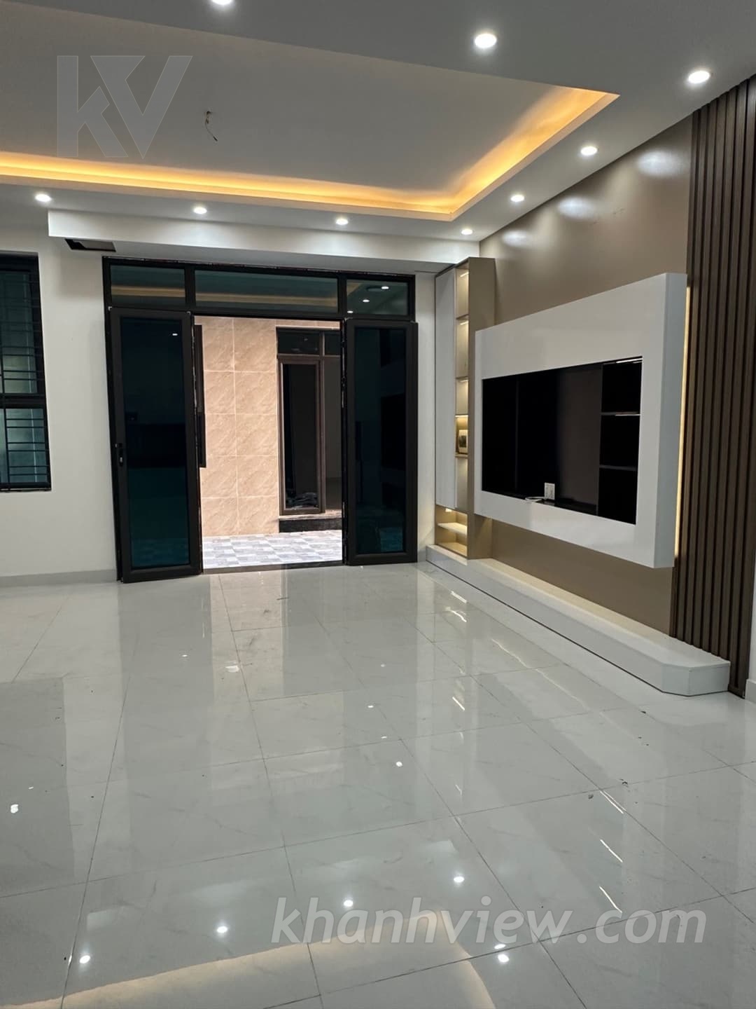 Nhà ngõ 102 Trần Văn Cẩn 7