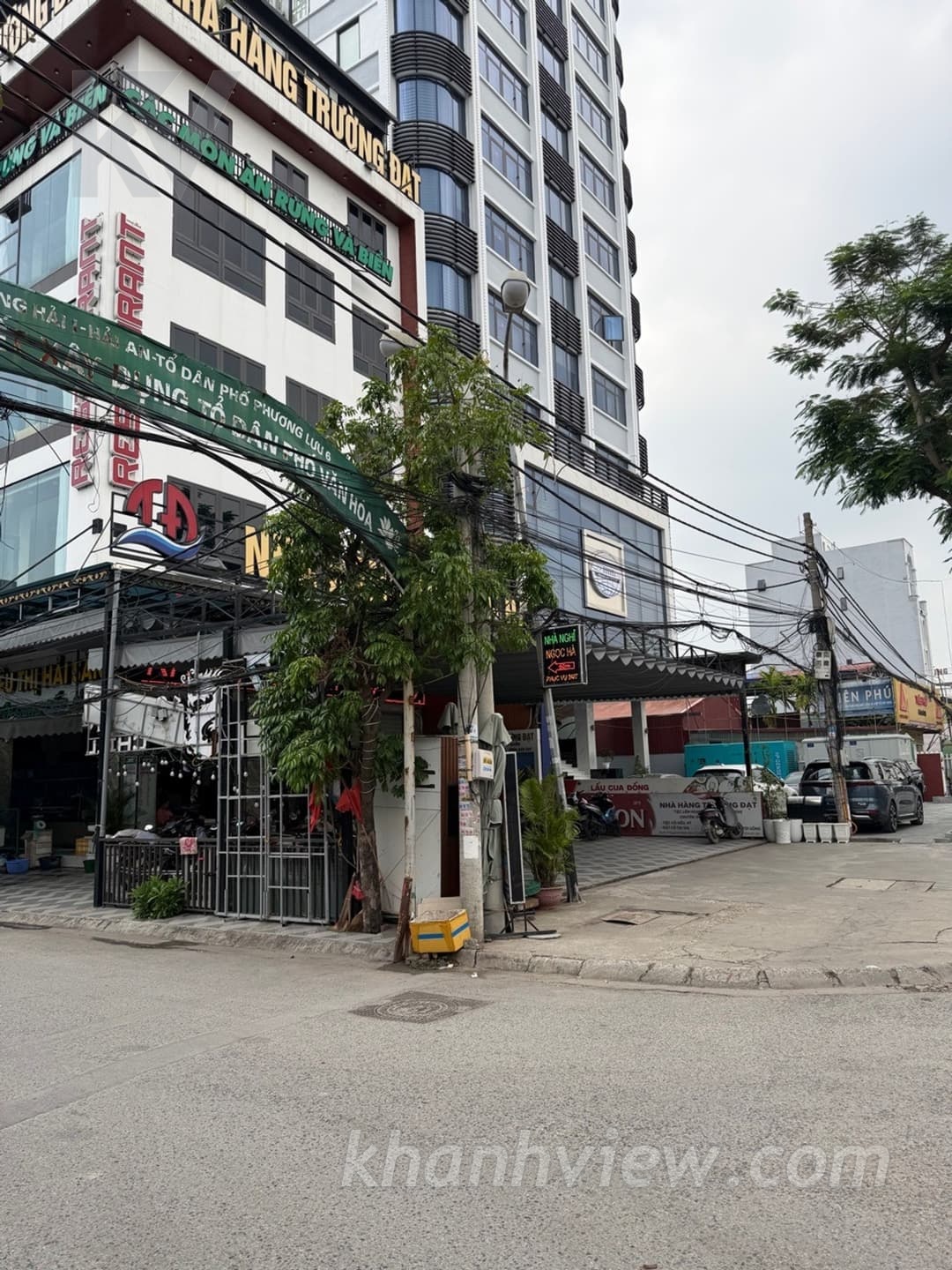 Mặt tiền Nguyễn Bỉnh Khiêm